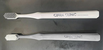 Зубная щётка Ultra Soft 5860 ультрамягкая с белой ручкой Cifra Clinic